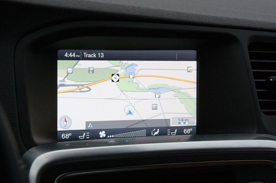  Volvo S60 2010 года  (фото 154 из 226)